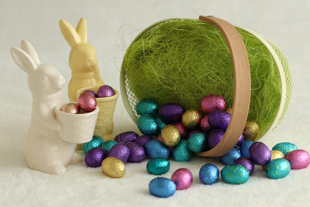 ¿Cómo hacer huevos de Pascua de chocolate?